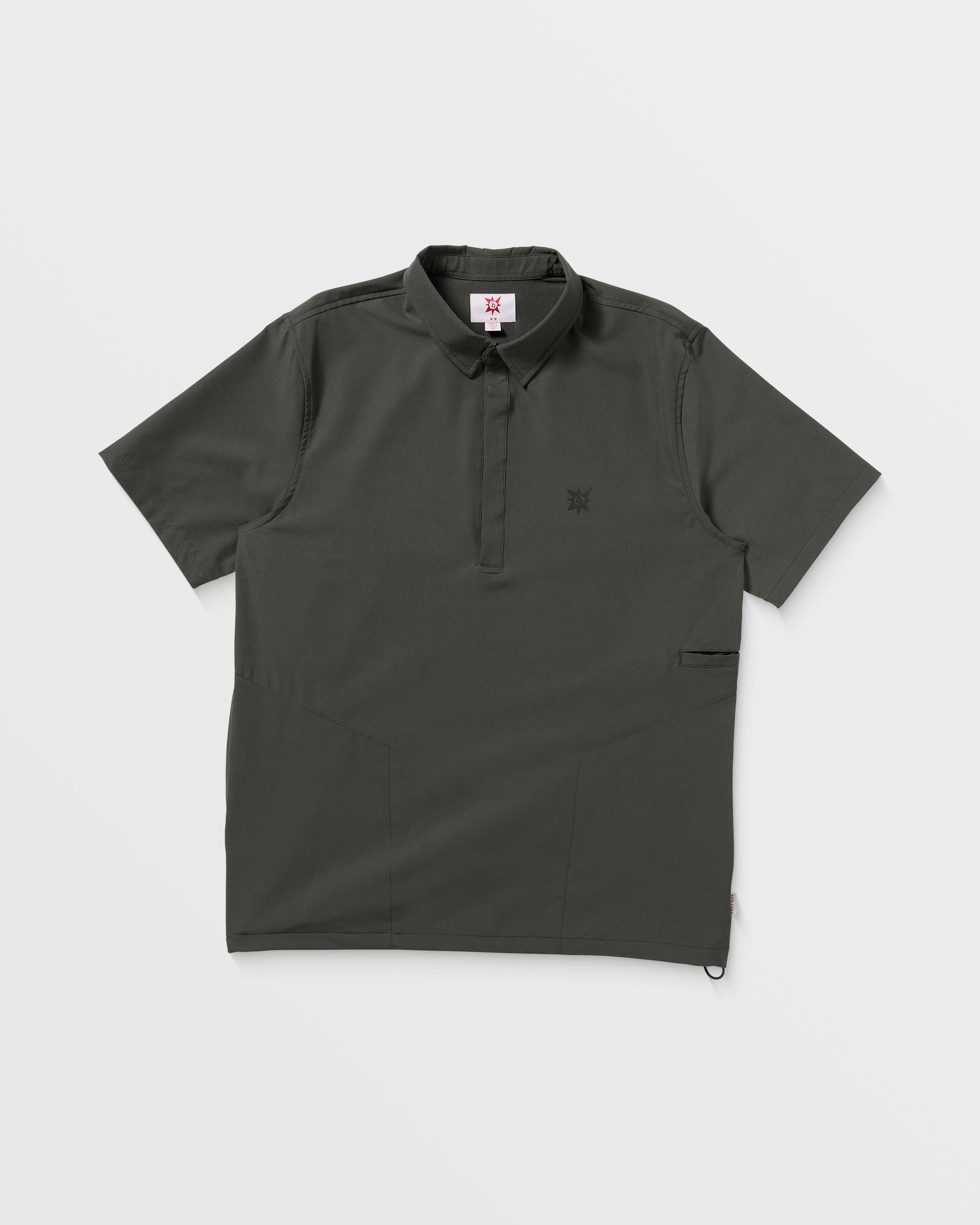 Volcom Japan Men's Sense Popover Short Sleeve Shirt - Image 9